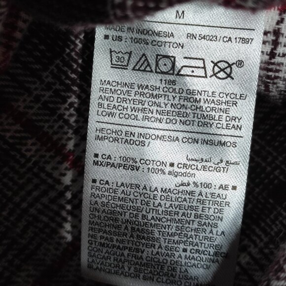 Old Navy button down shirt women's size M maroon white grey The Boyfriend Shirt - Picture 5 of 8